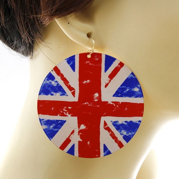UK Flag Circle Earrings - Picture 1 of 1